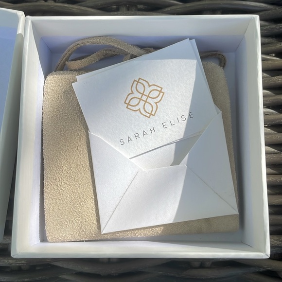 NWT Designer 14k White Gold and Diamond Hamsa and Evil Eye Earring Studs - Picture 11 of 12